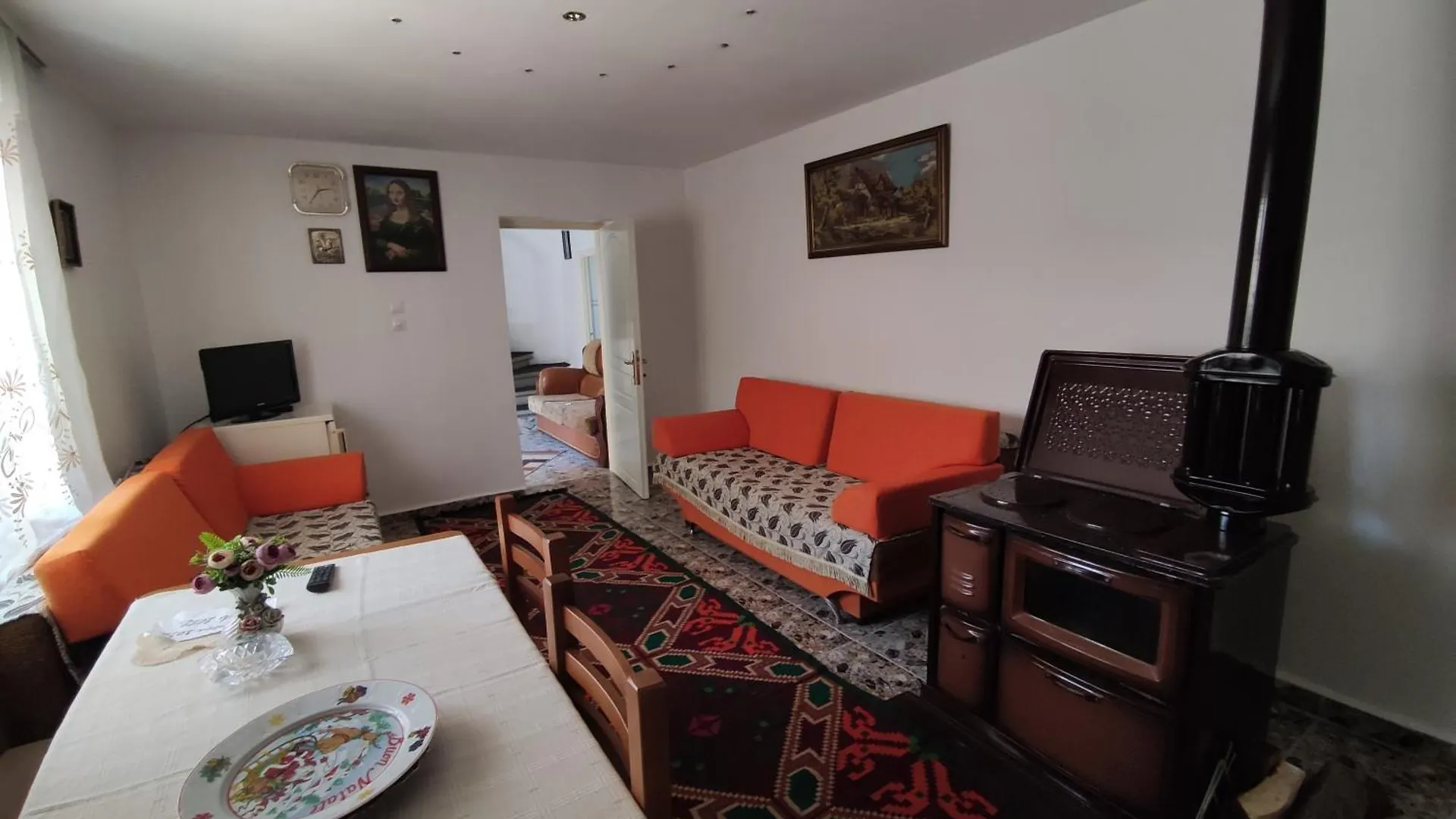 Homestay Cozy Room In The Old Town Gjirokaster Albania